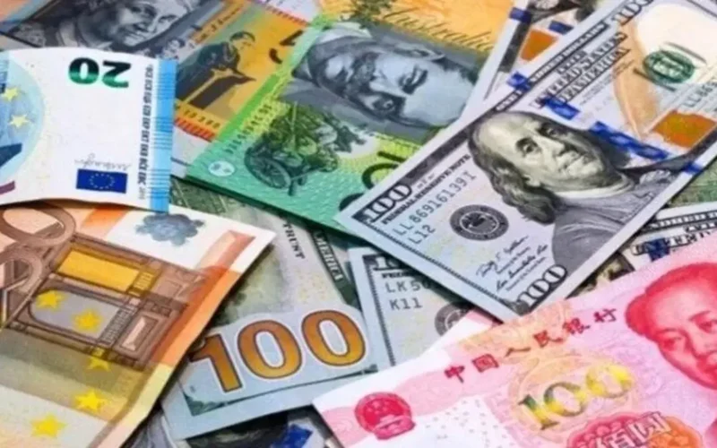 تحركات أسعار العملات العربية والأجنبية في سوق الصرف ليوم الثلاثاء 24 مارس